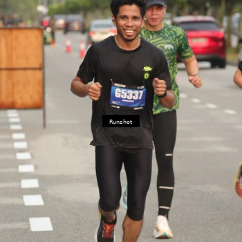 Runner Photo 5618871