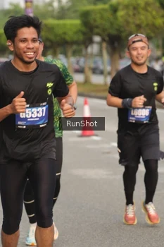 Runner Photo 5618907
