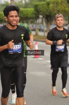 Runner Photo 5618910