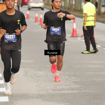 Runner Photo 5619095