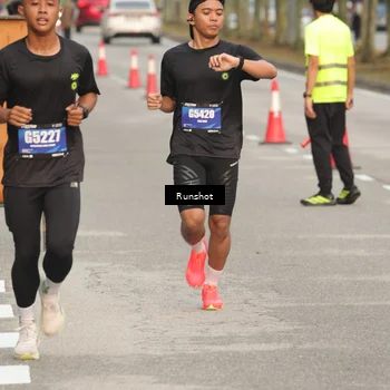 Runner Photo 5619098
