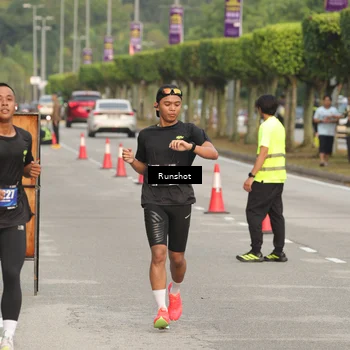 Runner Photo 5619103