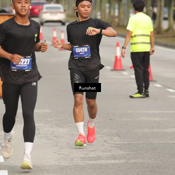 Runner Photo 5619123