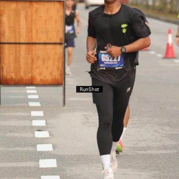 Runner Photo 5619147