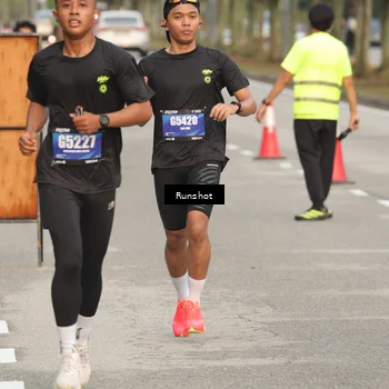 Runner Photo 5619187