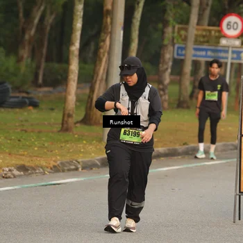 Runner Photo 5619246