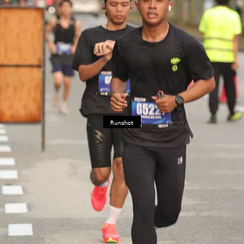 Runner Photo 5619252