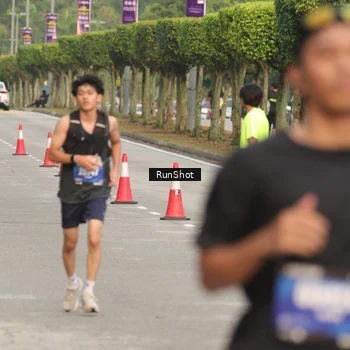 Runner Photo 5619257