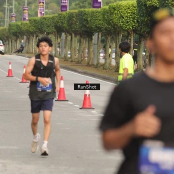 Runner Photo 5619258