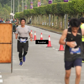 Runner Photo 5619315