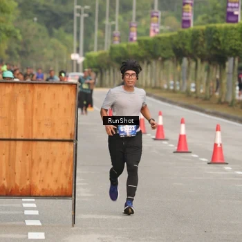 Runner Photo 5619324