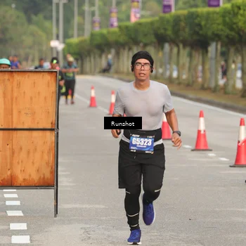 Runner Photo 5619390
