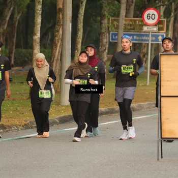 Runner Photo 5619480