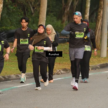 Runner Photo 5619601