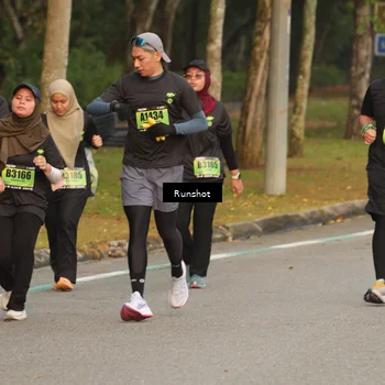 Runner Photo 5619608