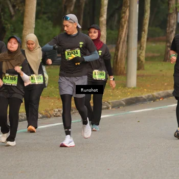 Runner Photo 5619611