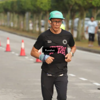 Runner Photo 5619712