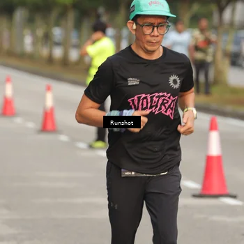 Runner Photo 5619735
