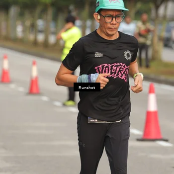 Runner Photo 5619737