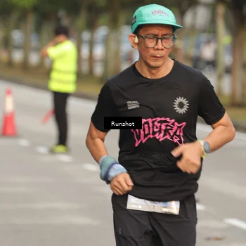 Runner Photo 5619842