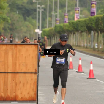 Runner Photo 5619887