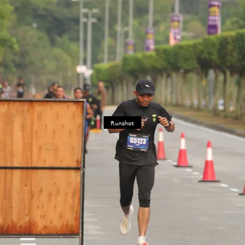 Runner Photo 5619894