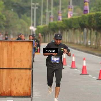 Runner Photo 5619895