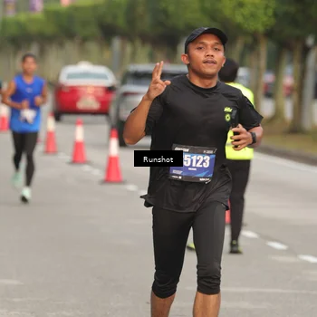 Runner Photo 5619936