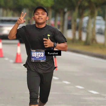 Runner Photo 5620009