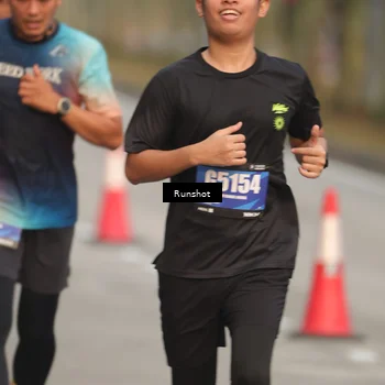 Runner Photo 5620115