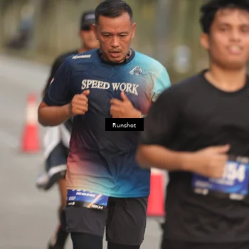 Runner Photo 5620170