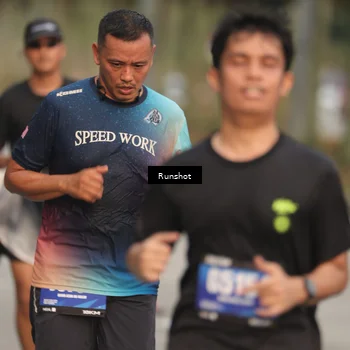 Runner Photo 5620190