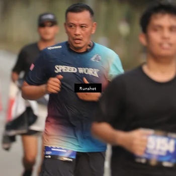 Runner Photo 5620241