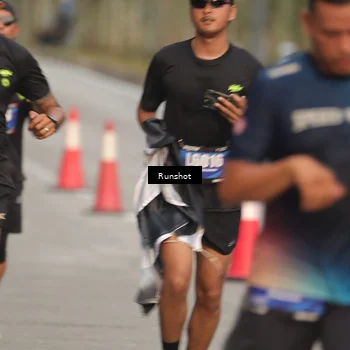 Runner Photo 5620243