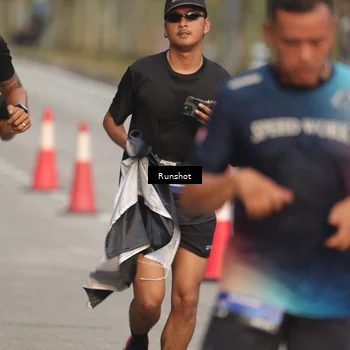 Runner Photo 5620245