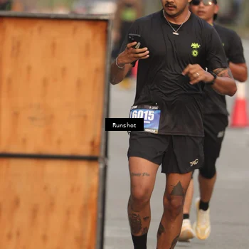 Runner Photo 5620260