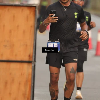 Runner Photo 5620263