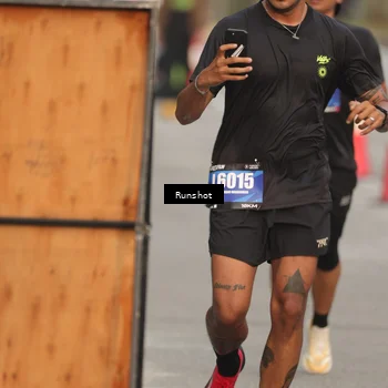 Runner Photo 5620266