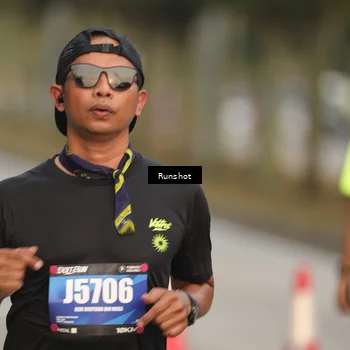 Runner Photo 5620383