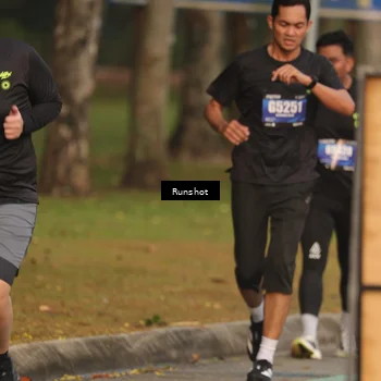 Runner Photo 5620469