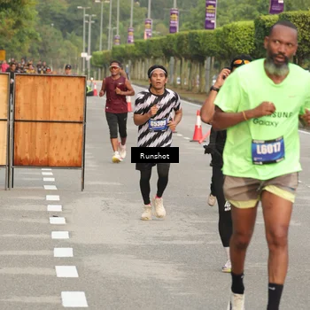 Runner Photo 5620563