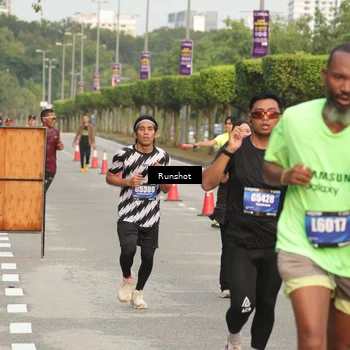 Runner Photo 5620572