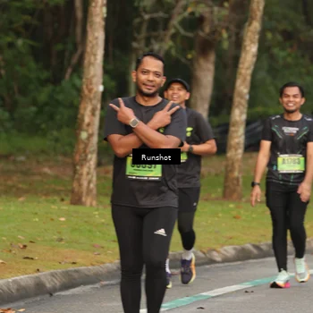 Runner Photo 5620575