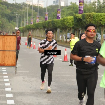 Runner Photo 5620579