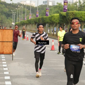 Runner Photo 5620586