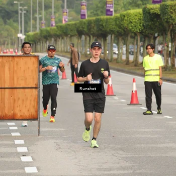 Runner Photo 5620619