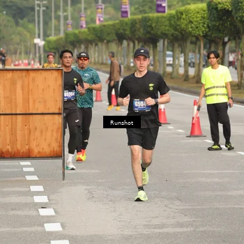 Runner Photo 5620623