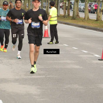 Runner Photo 5620631