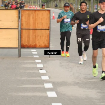 Runner Photo 5620634