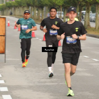 Runner Photo 5620639